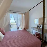Kapparis Sunrise Villa *