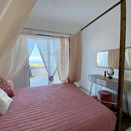Kapparis Sunrise Villa *